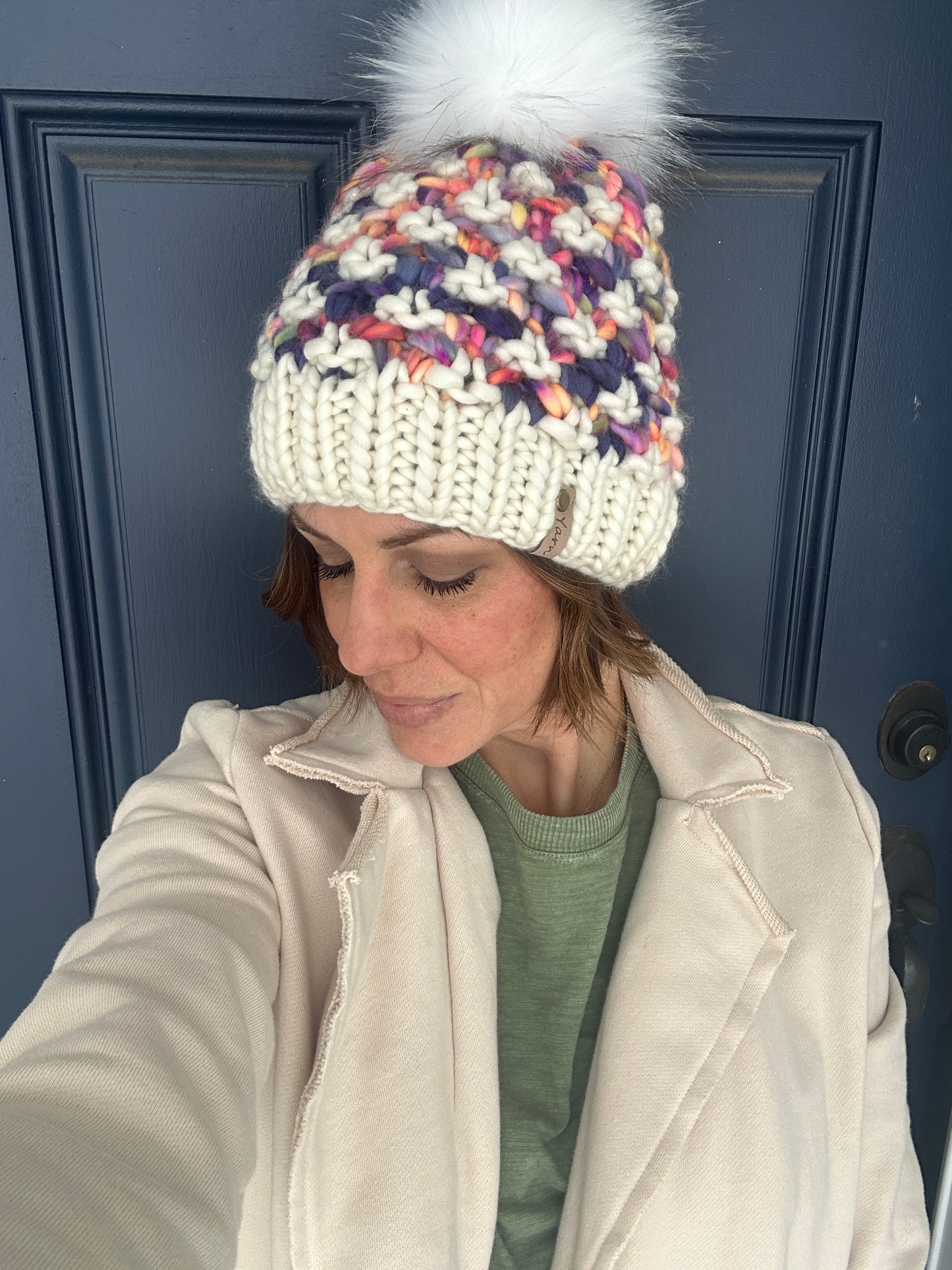 Merino wool knit hat with faux fur Pom