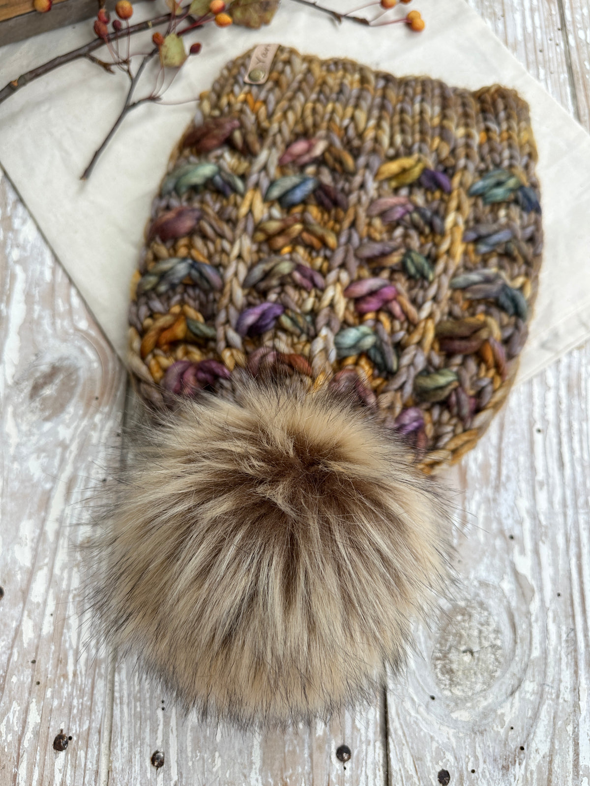 Merino wool knit hat with faux fur Pom