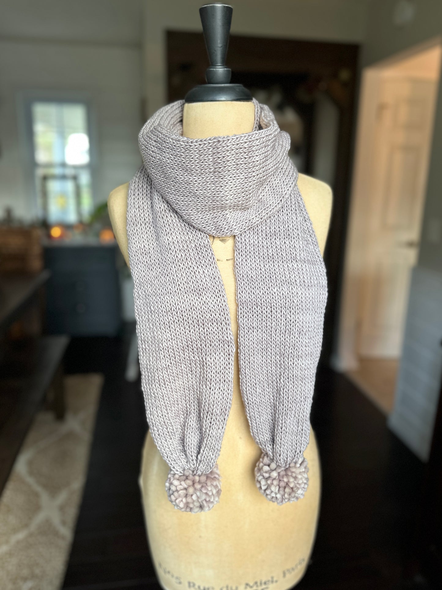 Merino wool knit scarf