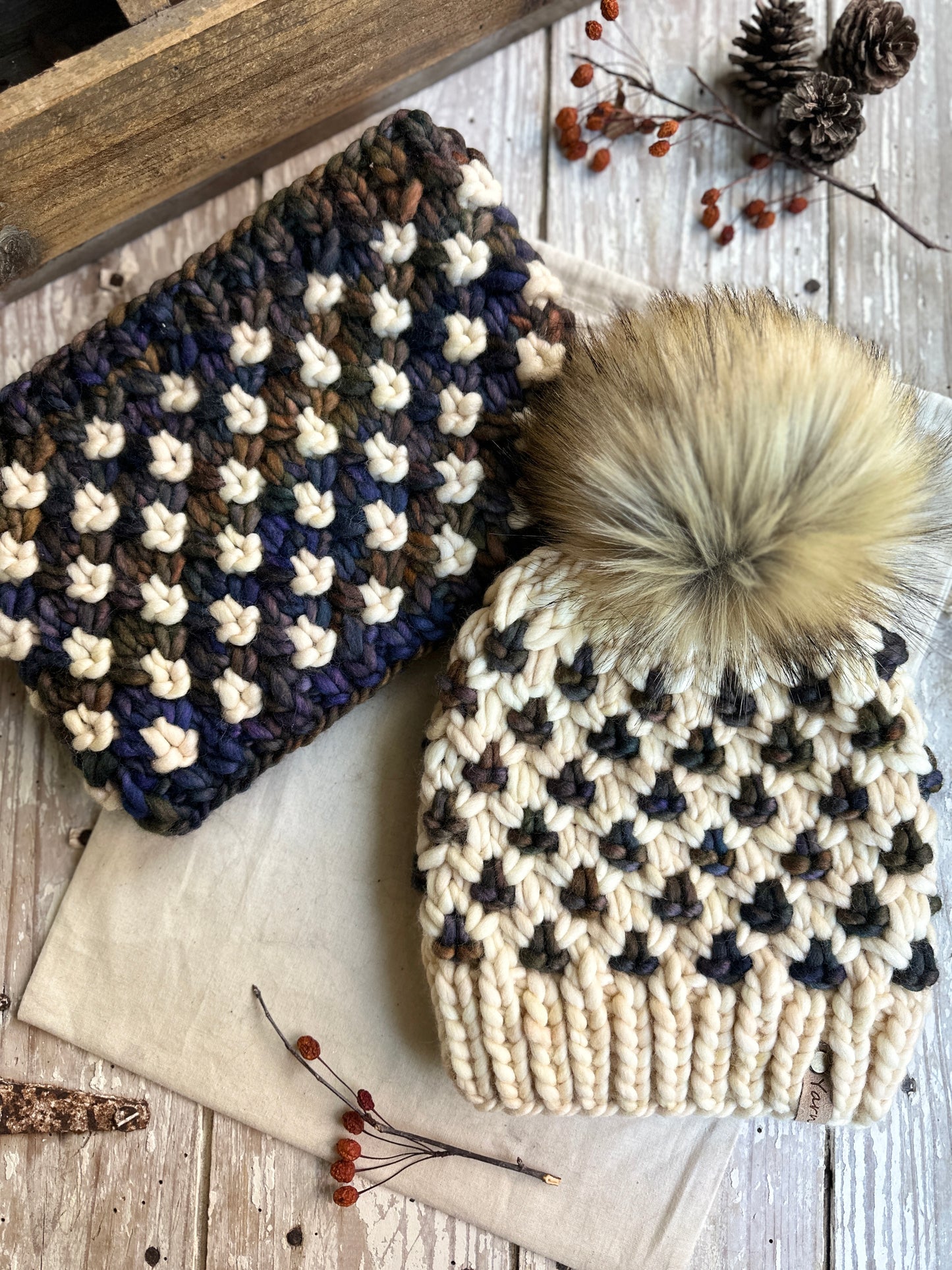 Merino wool knit hat and cowl set