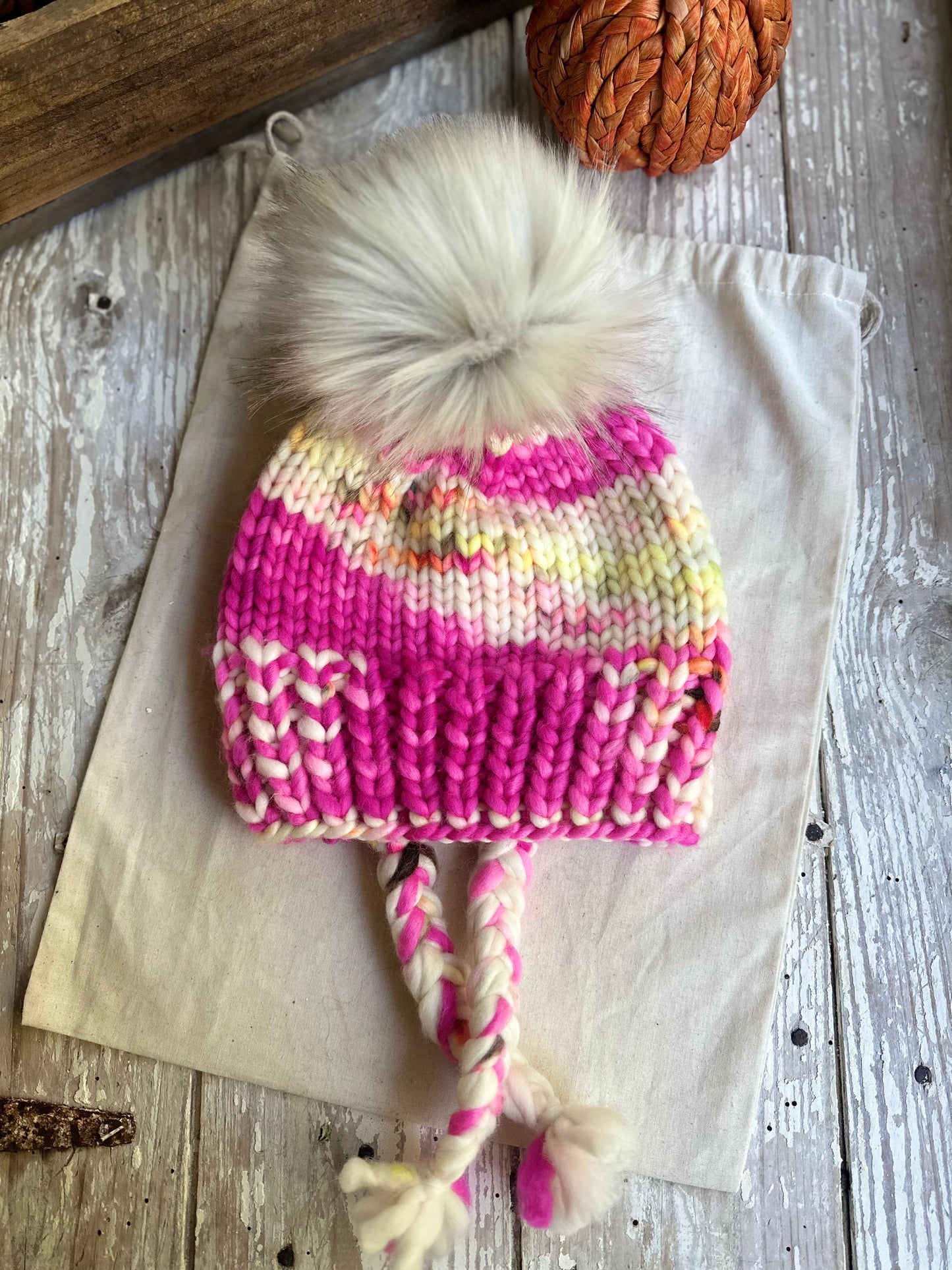 Child 4-7 yr merino wool knit split brim beanie with faux fur Pom