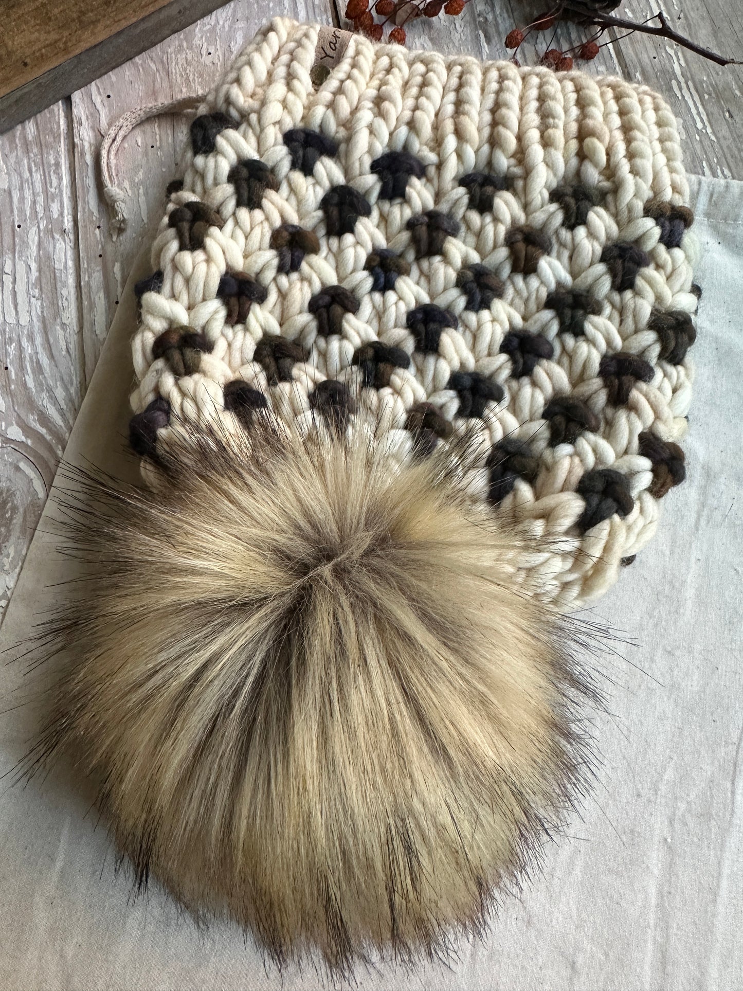 Merino wool knit hat and cowl set