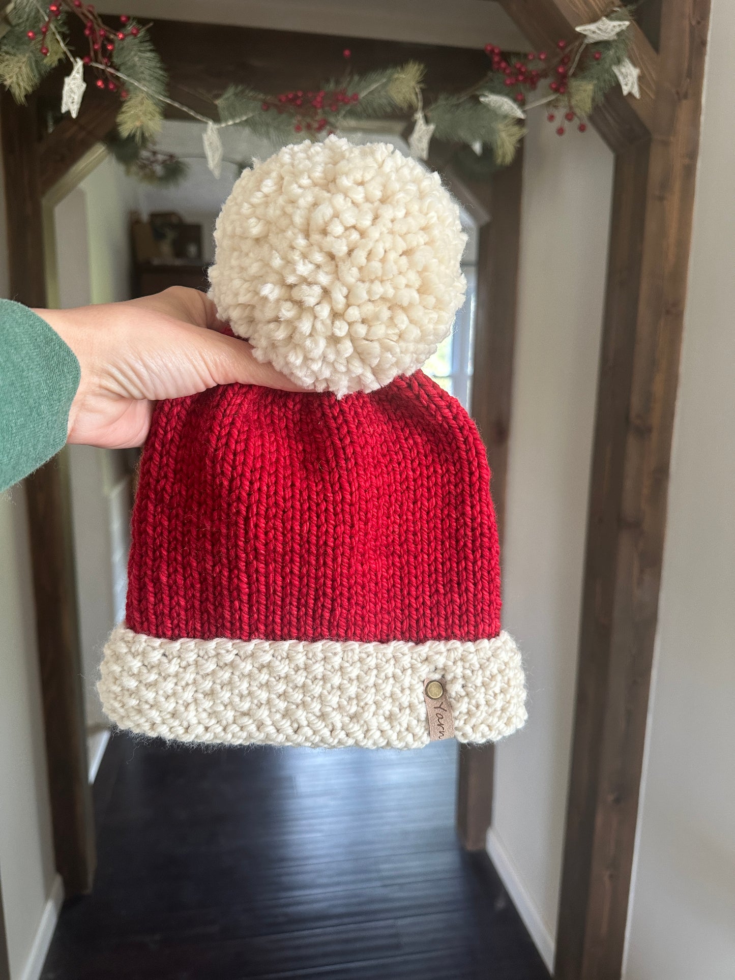 Child 3-5 yr Merino wool knit hat with yarn Pom