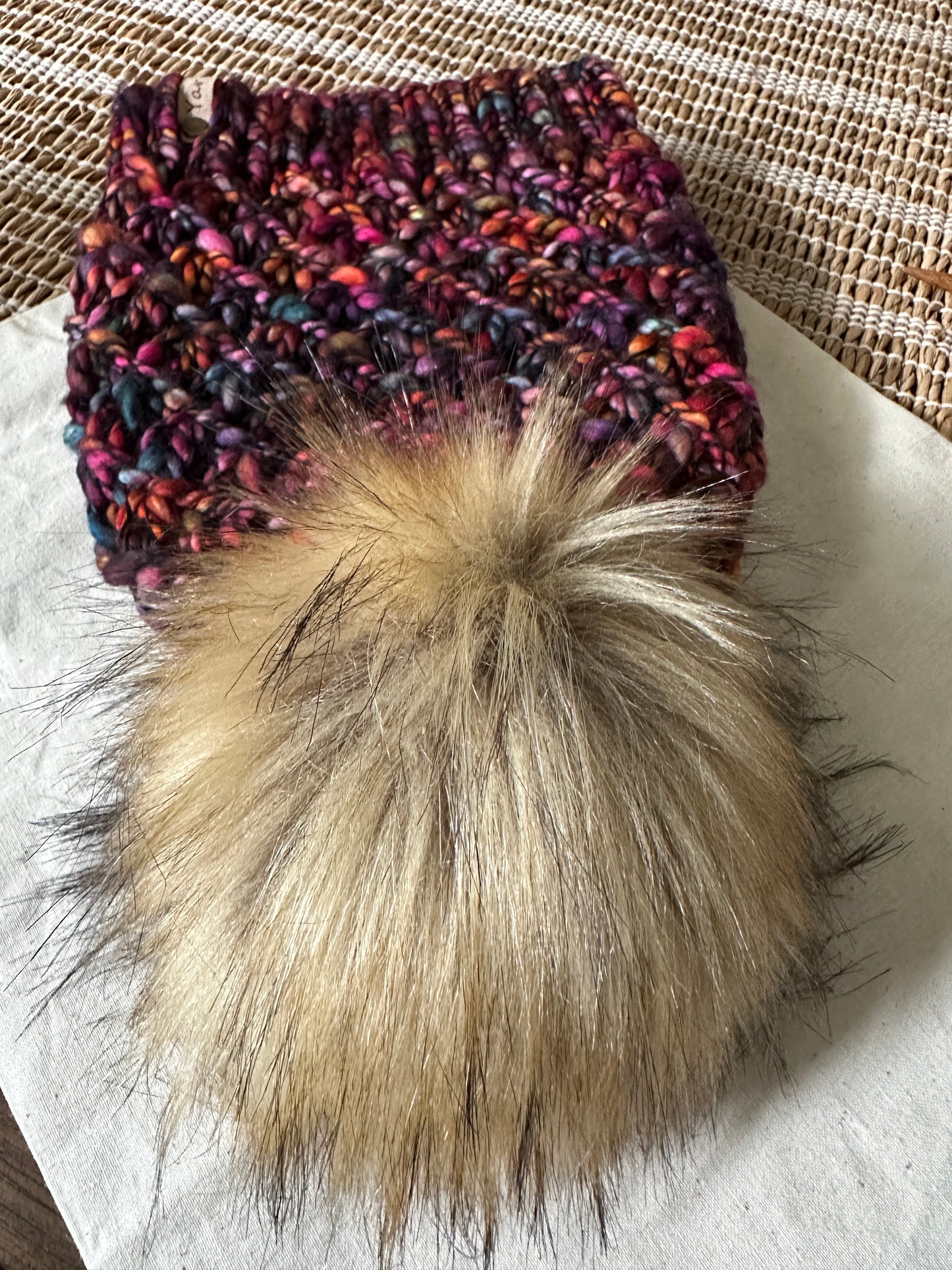 Merino wool knit hat and mitten set