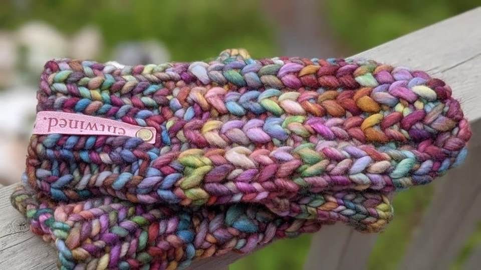 Braided Hearts Mitts Pattern