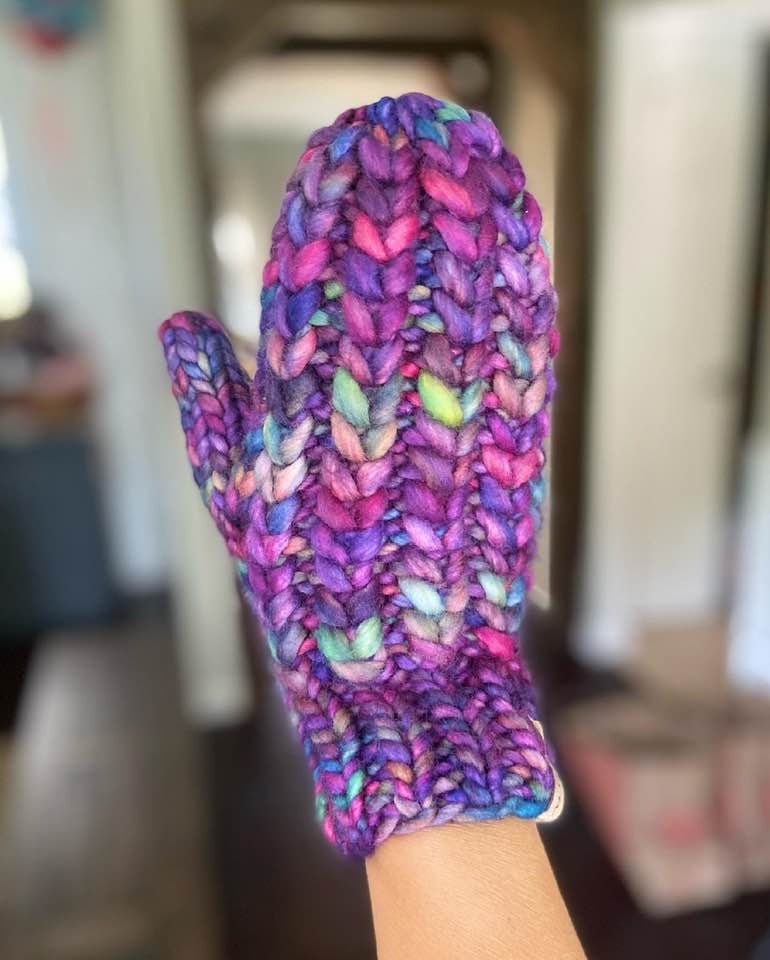 Braided Hearts Mitts Pattern