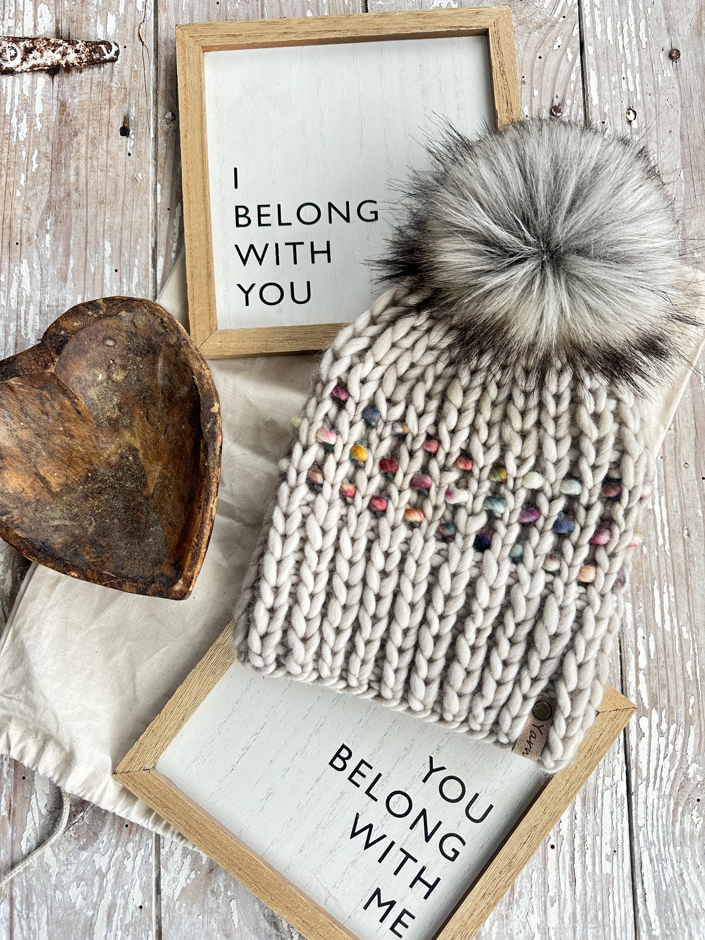 Merino wool knit hat with faux fur Pom