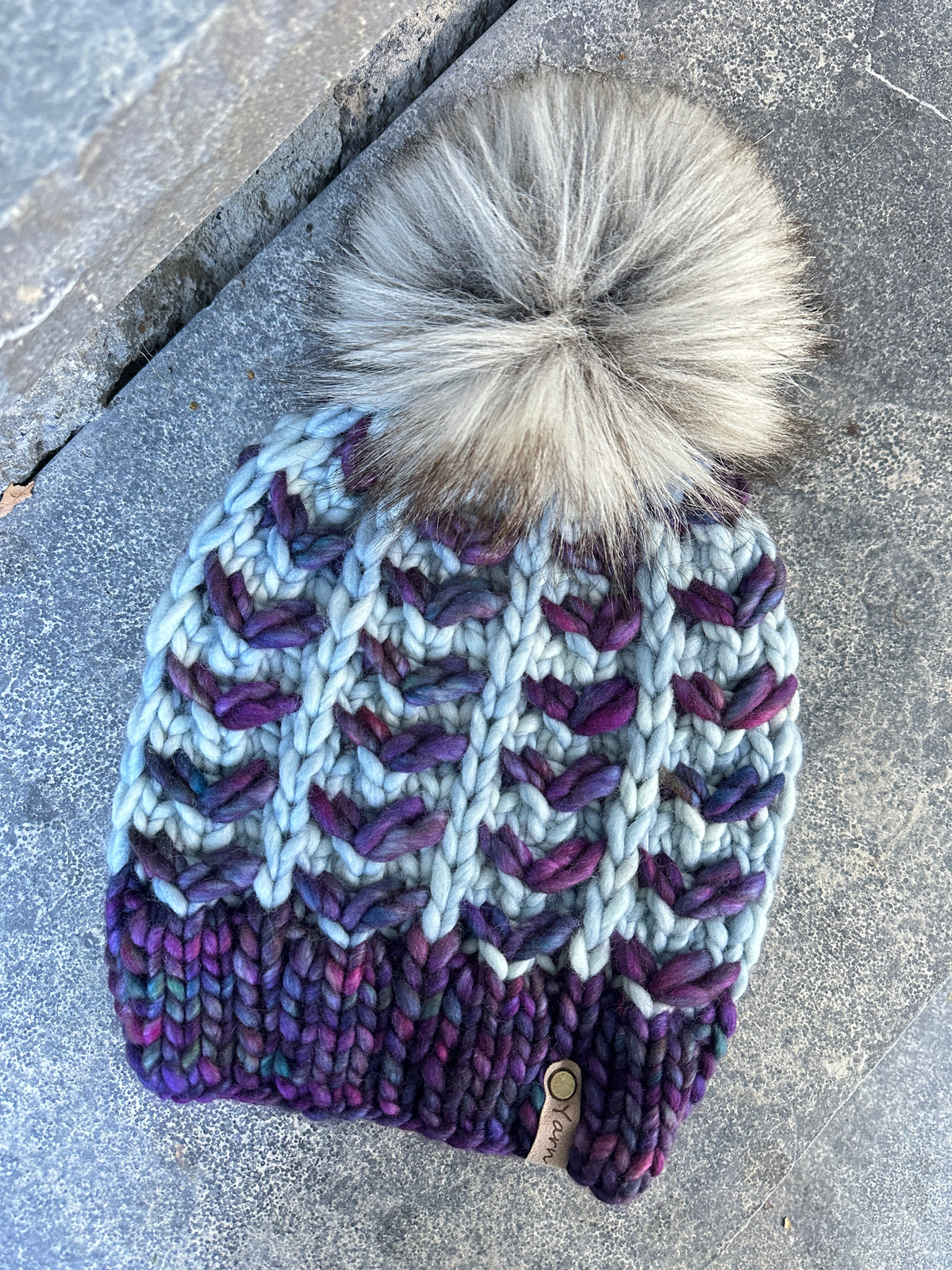 Merino wool knit hat with faux fur Pom