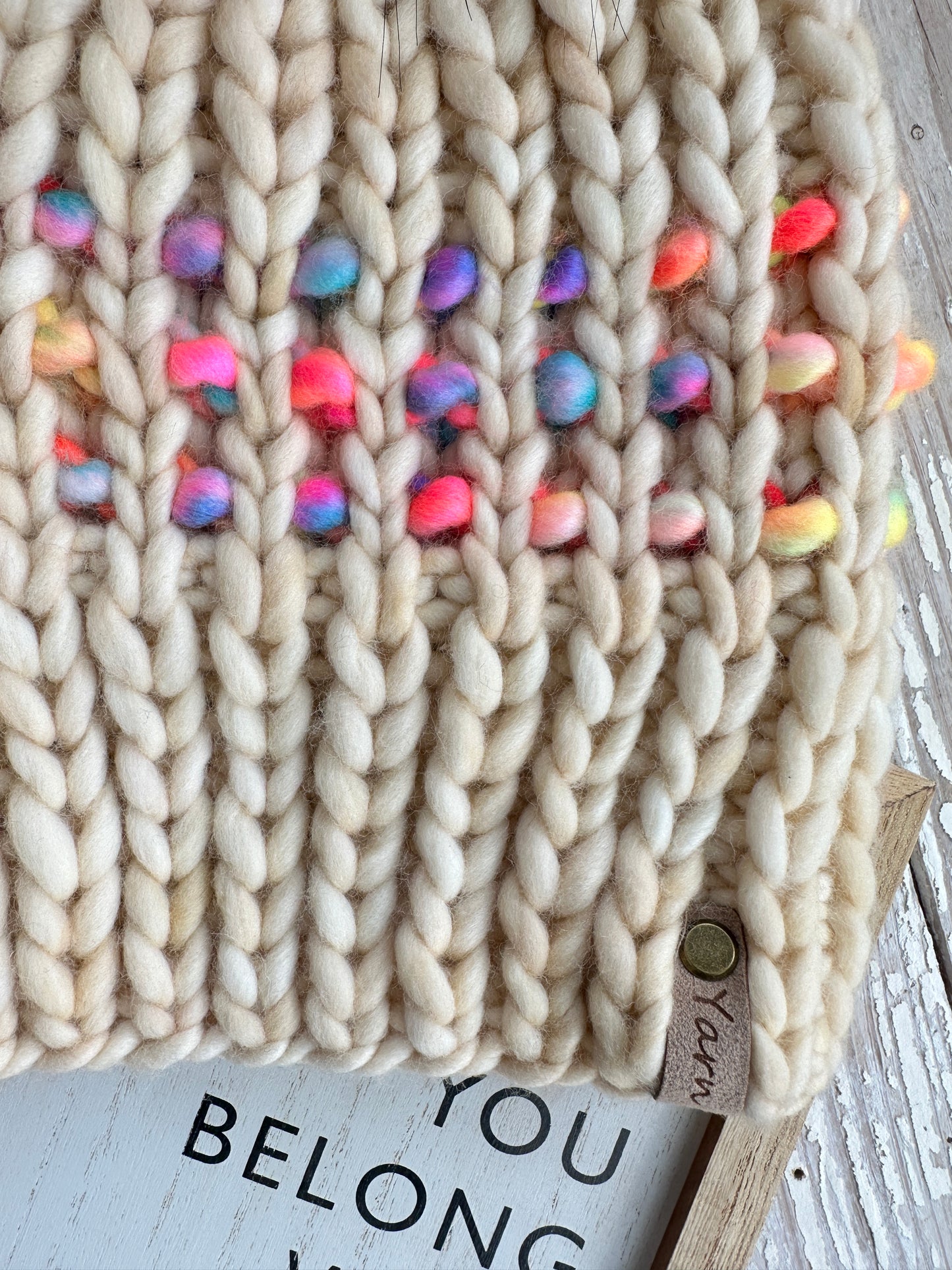 Merino wool knit hat with faux fur Pom