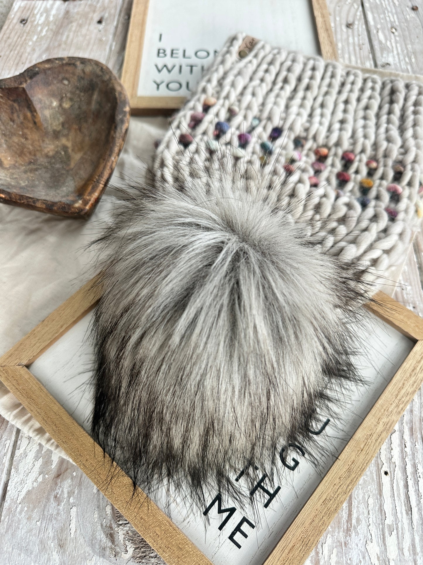 Merino wool knit hat with faux fur Pom