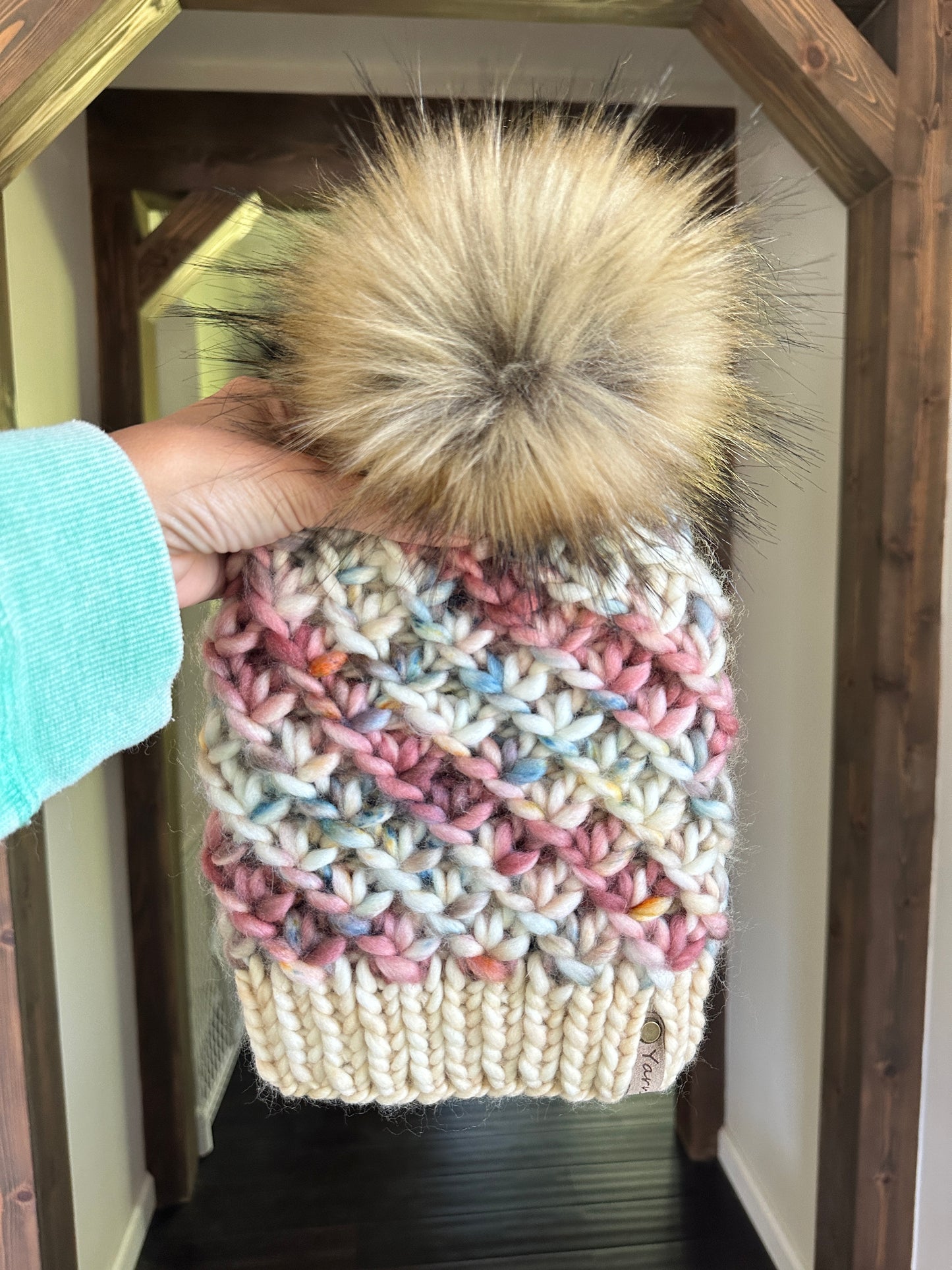 Merino wool knit hat and mitten set