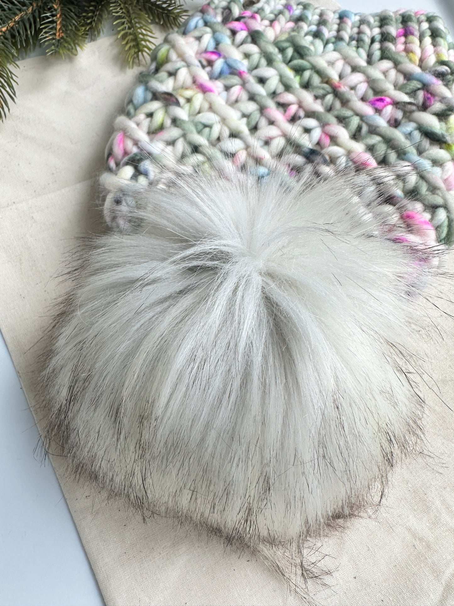 Merino wool knit hat and mitten set
