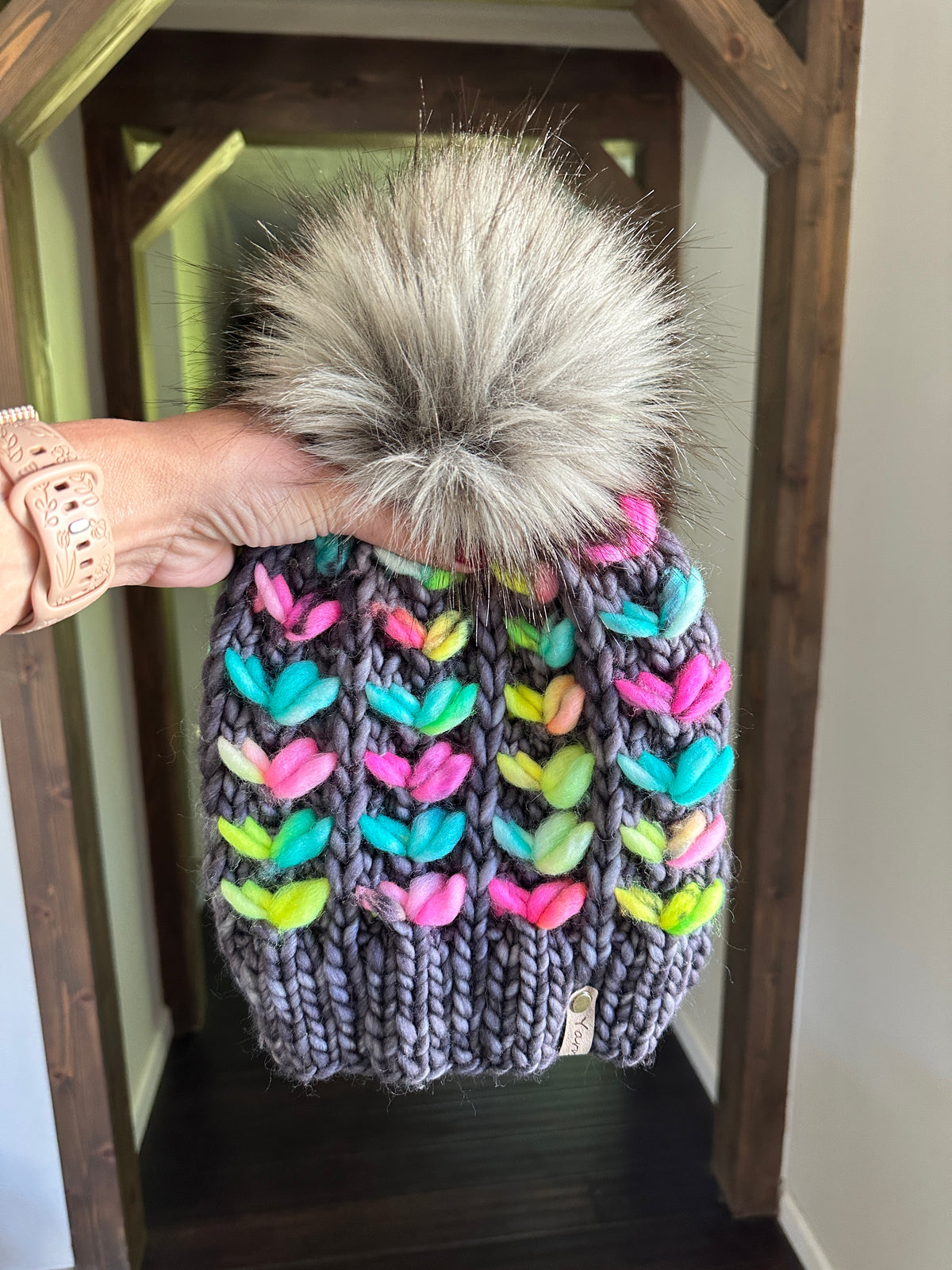 Merino wool knit hat with faux fur Pom