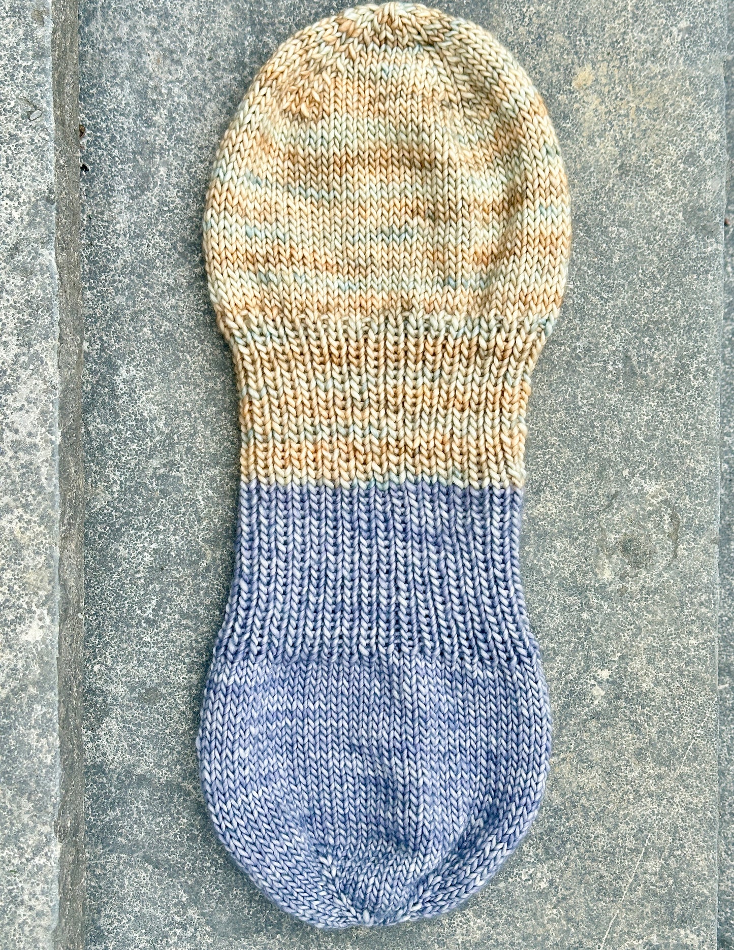 Bogo Beanie knit pattern