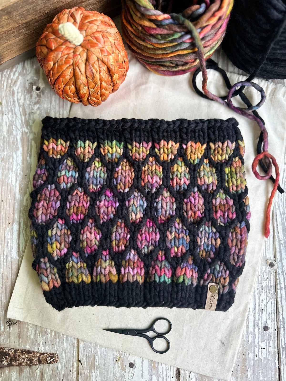 Colossal Wool Merino wool cowl – Yarnitallbyjill