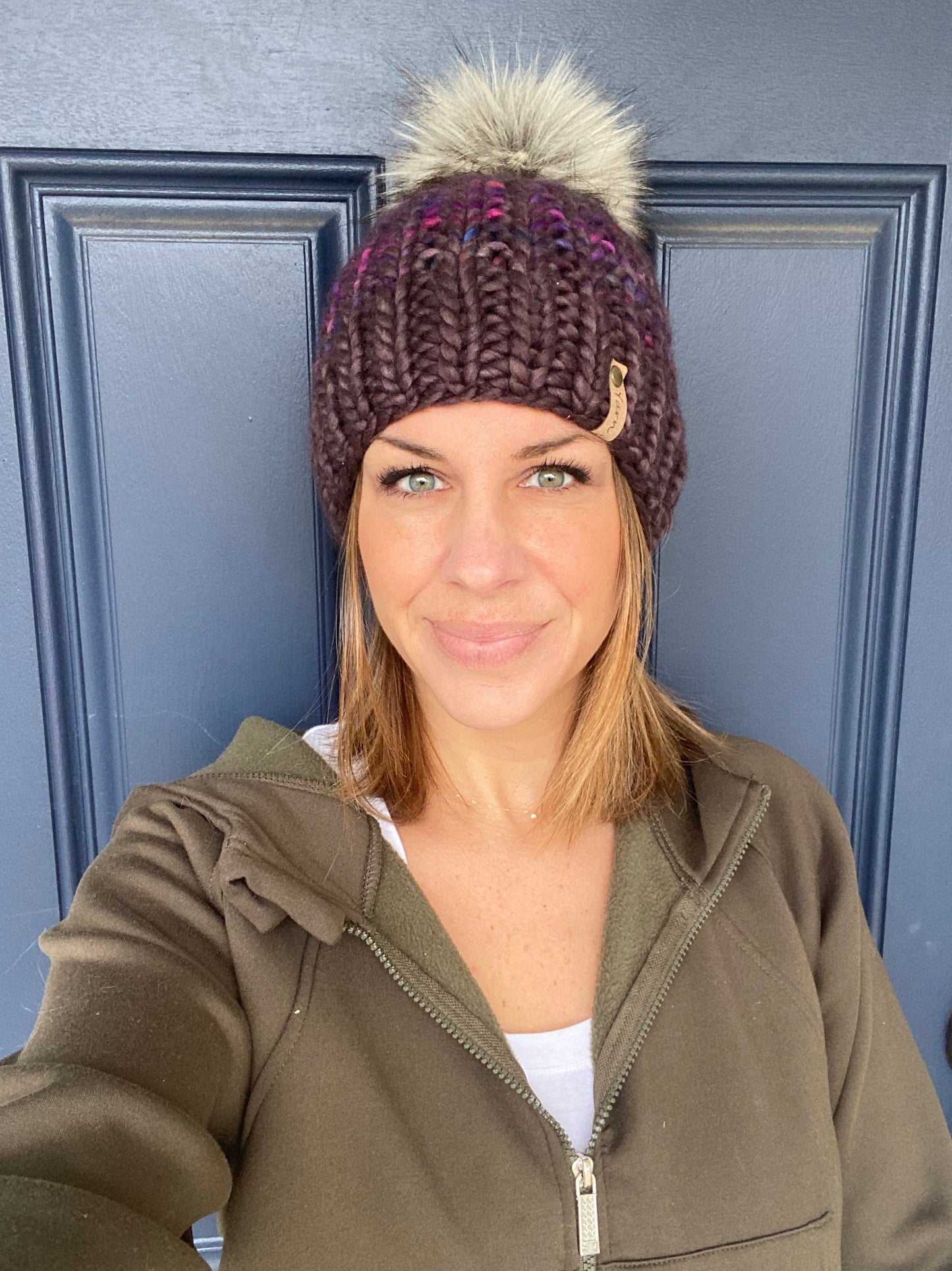 Merino wool knit hat with faux fur Pom
